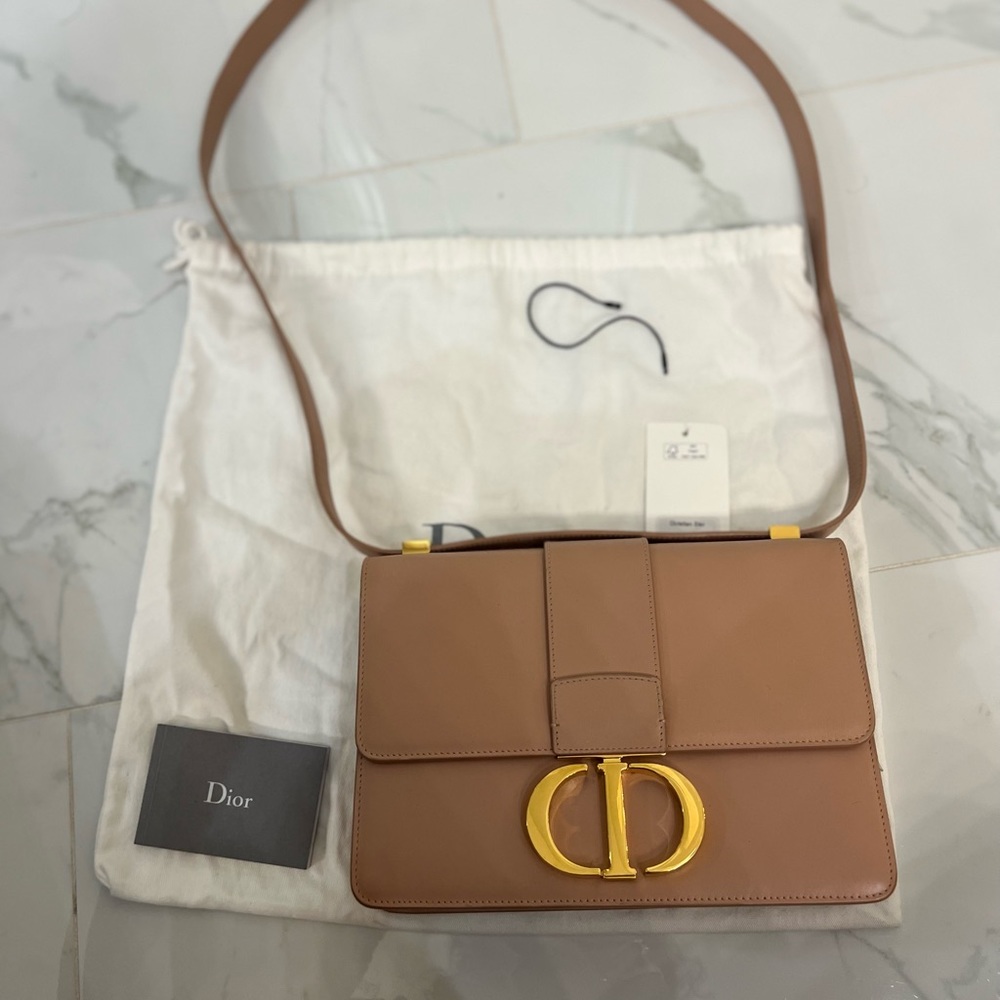 SOLD!! $3800 CHRISTIAN DIOR EUC Montaigne 30 Chain Flap Bag Blush Leather GHW